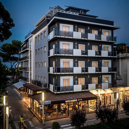 Hotel Mocambo Ричоне Екстериор снимка